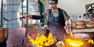 Meet Jay Fai the streetfood queen, the most extraordinary Michelin star chef in the world