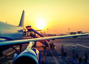 Buy cheap airline tickets, how do you do that? We have 3 tips!