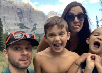 Hero dad saves his wife and kids from a wolf during a camping trip