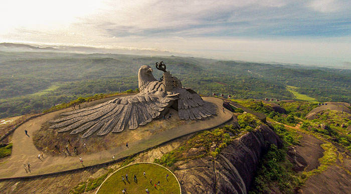 Artist spent 10 years of his life to create the largest bird statue in the world