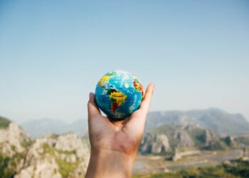A 5-step guide to planning your trip around the world