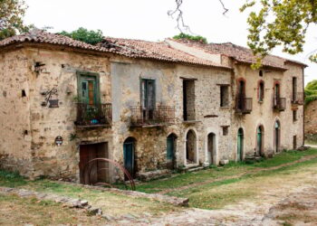 The Italian town that will pay you to move there