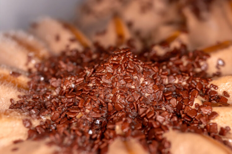 Savor the taste of the most expensive dessert