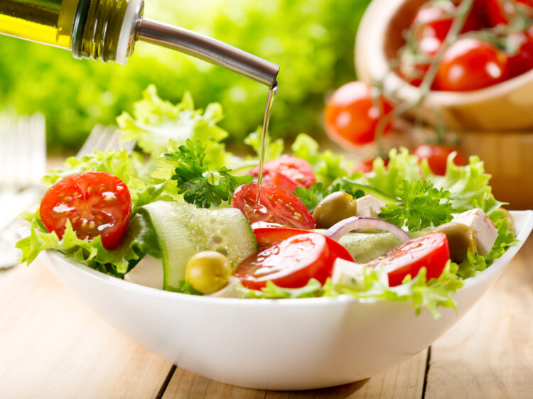 Five reasons your salad probably tastes better at a restaurant