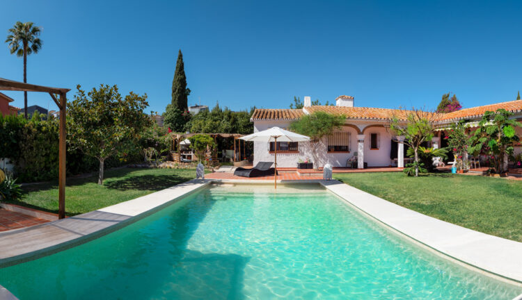 Luxurious Home Suitable In Modern Vacation Homes