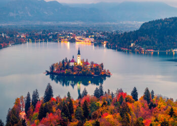 The Best Places in Europe to See Beautiful Autumn Leaves