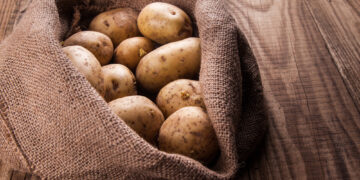 Tips and tricks to prevent potatoes from turning brown