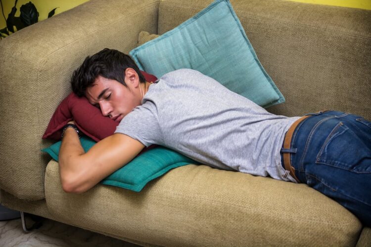 Why you should consider couch surfing for your next vacation