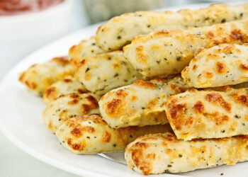 The garlic bread fries that will satisfy your cravings