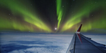 Pilot’s tip: how to see the Northern Lights when you fly