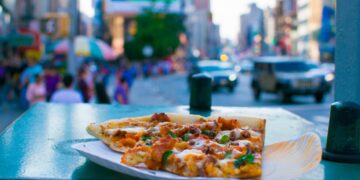 These are the must try foods if you’re visiting NYC